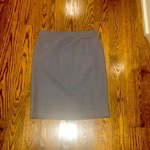 Brooks brothers NWT 6 grey pinstripe pencil skirt
